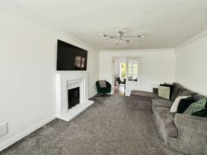 Lounge- click for photo gallery